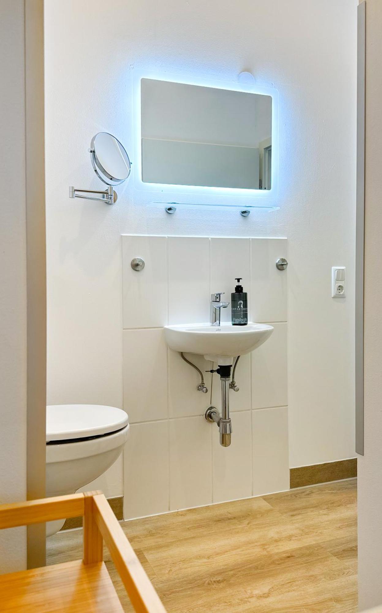 Ilmpartment Deluxe - Vollausstattung - Boxspringbett - Wi-fi - Netflix Apartment Ilmenau